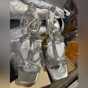 IDIFU Silver Rhinestone Block Heel Sandals | Size 7 | New In Box